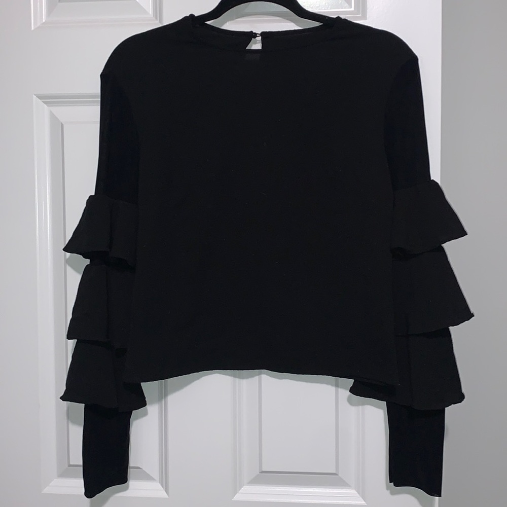 SHEIN Top with Bell-Sleeves